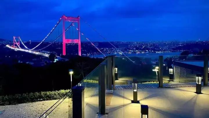 cloison vitrée avec led